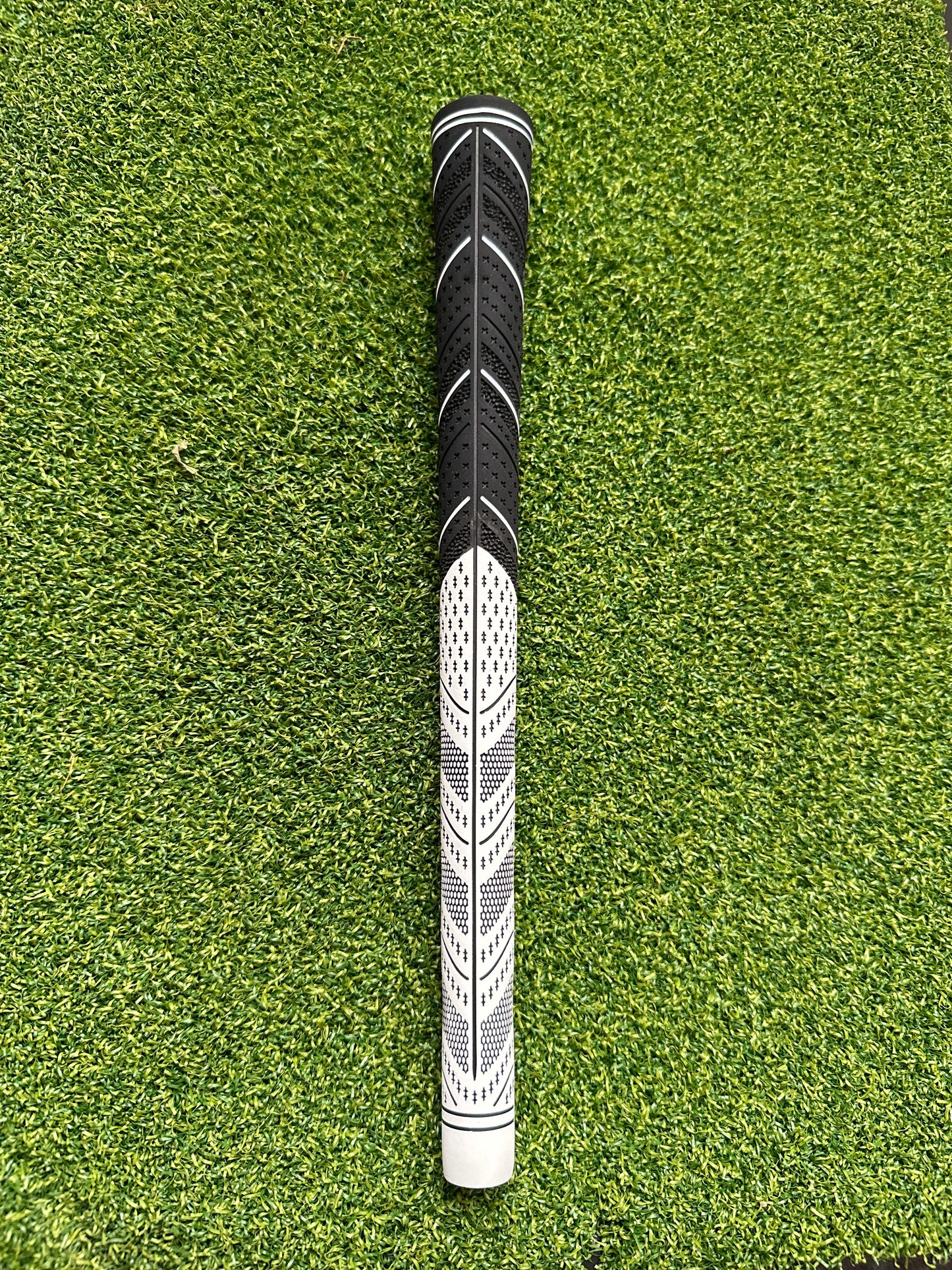 Pack of 13 Dual Compound Panther Golf Grips